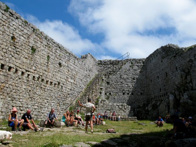 Les châteaux de Montségur et Foix, Ariège (France)