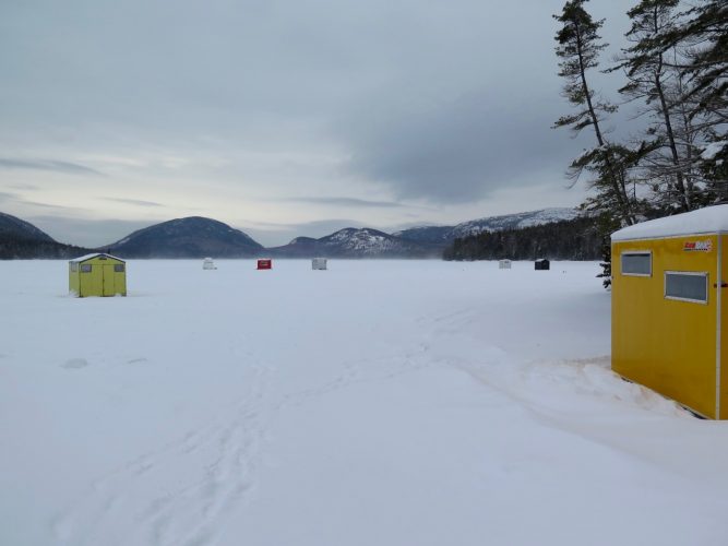 Le Maine (États-Unis) englouti sous la neige - Jours 2 & 3
