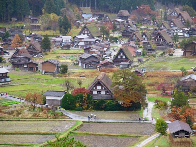 Shirakawa-go (Japon)