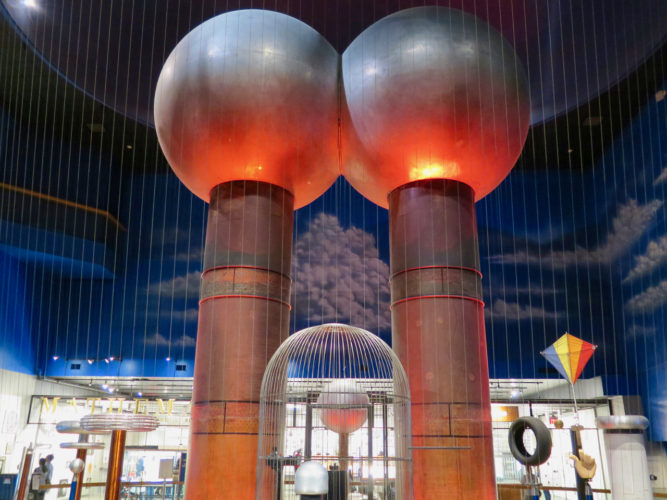 Le musée des sciences, Boston, Massachusetts (États-Unis)